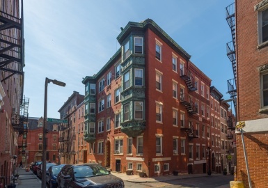 10 Sheafe St., Boston, Massachusetts 02113, 1 Bedroom Bedrooms, 4 Rooms Rooms,1 BathroomBathrooms,Residential,For Sale,Sheafe St.,73119500