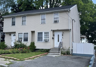 9A Hobson St, Lawrence, Massachusetts 01841, 2 Bedrooms Bedrooms, 5 Rooms Rooms,1.5 BathroomsBathrooms,Residential,For Sale,9a & 9b Hobson Street Condominium,Hobson St,73131161