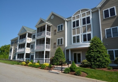 2107 Briarwood Vlg, Clinton, Massachusetts 01510, 1 Bedroom Bedrooms, 4 Rooms Rooms,1 BathroomBathrooms,Residential,For Sale,The Woodlands,Briarwood Vlg,73112257