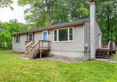123 Dunn Rd, Ashburnham, Massachusetts 01430, 4 Bedrooms Bedrooms, 6 Rooms Rooms,1 BathroomBathrooms,Residential,For Sale,Dunn Rd,73112706