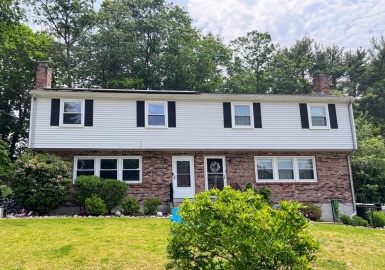 58 Raymond, Franklin, Massachusetts 02038, 3 Bedrooms Bedrooms, 6 Rooms Rooms,1.5 BathroomsBathrooms,Residential,For Sale,Franklin Condominium Iii Trust,Raymond,73124345