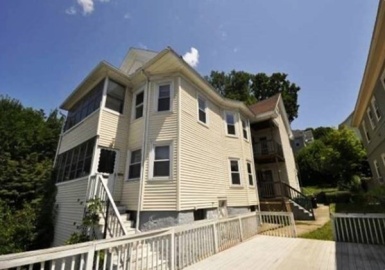89 Bridge, Lowell, Massachusetts 01850, 3 Bedrooms Bedrooms, 5 Rooms Rooms,1 BathroomBathrooms,Residential Lease,For Rent,Bridge,73132696