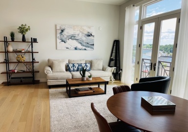 10 Shipyard Drive, Hingham, Massachusetts 02043, 1 Bedroom Bedrooms, 3 Rooms Rooms,1 BathroomBathrooms,Residential,For Sale,Shipyard Drive,73126642