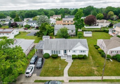 49 Burns Street, New Bedford, Massachusetts 02740, 3 Bedrooms Bedrooms, 8 Rooms Rooms,1.5 BathroomsBathrooms,Residential,For Sale,Burns Street,73134260
