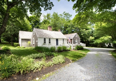 37 Bow St, Duxbury, Massachusetts 02332, 4 Bedrooms Bedrooms, 7 Rooms Rooms,3 BathroomsBathrooms,Residential,For Sale,Bow St,73129403