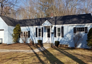 236 Winter St, Whitman, Massachusetts 02382, 2 Bedrooms Bedrooms, 5 Rooms Rooms,1 BathroomBathrooms,Residential,For Sale,Winter St,73142617