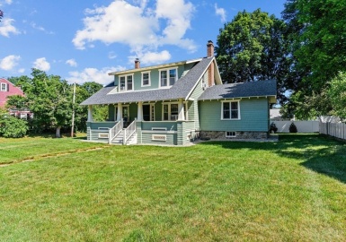 548 School St, Dighton, Massachusetts 02764, 3 Bedrooms Bedrooms, 8 Rooms Rooms,2 BathroomsBathrooms,Residential,For Sale,School St,73144229