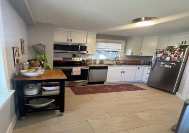 126 Derby St, Salem, Massachusetts 01970, 2 Bedrooms Bedrooms, 4 Rooms Rooms,1 BathroomBathrooms,Residential Lease,For Rent,Derby St,73153372