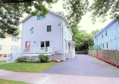 60 Margaret St, Arlington, Massachusetts 02474, 3 Bedrooms Bedrooms, 6 Rooms Rooms,2.5 BathroomsBathrooms,Residential Lease,For Rent,Margaret St,73158599