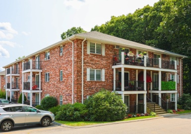 9 Kenmar Dr, Billerica, Massachusetts 01821, 1 Bedroom Bedrooms, 3 Rooms Rooms,1 BathroomBathrooms,Residential,For Sale,Mitchell Estates Ii,Kenmar Dr,73144816