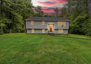 15 Reed Farm Rd, Lakeville, Massachusetts 02347, 3 Bedrooms Bedrooms, 5 Rooms Rooms,2 BathroomsBathrooms,Residential,For Sale,Reed Farm Rd,73152375