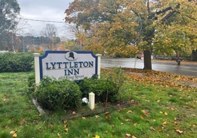 423 King St, Littleton, Massachusetts 01460, 1 Bedroom Bedrooms, 2 Rooms Rooms,1 BathroomBathrooms,Residential Lease,For Rent,King St,73178332