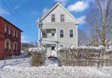 2302 Main Street, Warren, Massachusetts 01092, 2 Bedrooms Bedrooms, 4 Rooms Rooms,1 BathroomBathrooms,Residential Lease,For Rent,Main Street,73192110