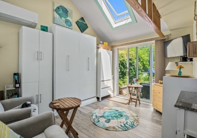 962 Commercial Street, Provincetown, Massachusetts 02657, 1 Bedroom Bedrooms, 1 Room Rooms,1 BathroomBathrooms,Residential,For Sale,The Last Unicorn,Commercial Street,73130262