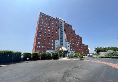 750 Davol St, Fall River, Massachusetts 02720, 2 Bedrooms Bedrooms, 4 Rooms Rooms,1.5 BathroomsBathrooms,Residential,For Sale,Point Gkirua,Davol St,73126189