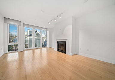 7 Beech Street, Cambridge, Massachusetts 02140, 1 Bedroom Bedrooms, 3 Rooms Rooms,1 BathroomBathrooms,Residential Lease,For Rent,Beech Street,73191349
