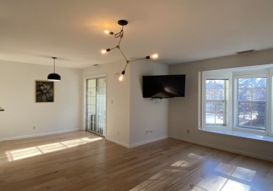 706 Gazebo Circle, Reading, Massachusetts 01867, 2 Bedrooms Bedrooms, 5 Rooms Rooms,1.5 BathroomsBathrooms,Residential Lease,For Rent,Gazebo Circle,73197721