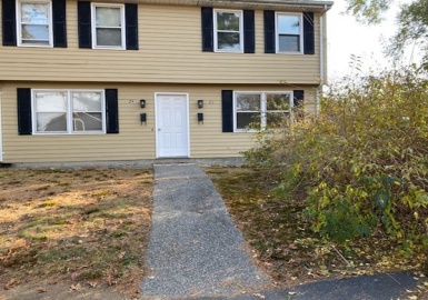 26 Curve Road, Stoneham, Massachusetts 02180, 2 Bedrooms Bedrooms, 4 Rooms Rooms,1 BathroomBathrooms,Residential Lease,For Rent,Curve Road,73180222