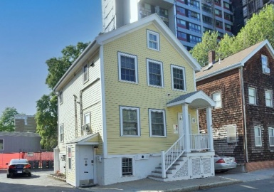 25 Lambert St, Cambridge, Massachusetts 02141, 1 Bedroom Bedrooms, 3 Rooms Rooms,1 BathroomBathrooms,Residential Lease,For Rent,Lambert St,73236863