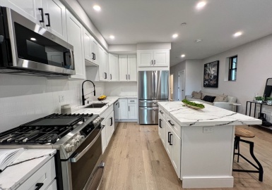 169 Maverick, Boston, Massachusetts 02128, 3 Bedrooms Bedrooms, 7 Rooms Rooms,2 BathroomsBathrooms,Residential Lease,For Rent,Maverick,73236866