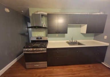 20-22 Holmes Street, Malden, Massachusetts 02148, 4 Bedrooms Bedrooms, 6 Rooms Rooms,1 BathroomBathrooms,Residential Lease,For Rent,Holmes Street,73187041