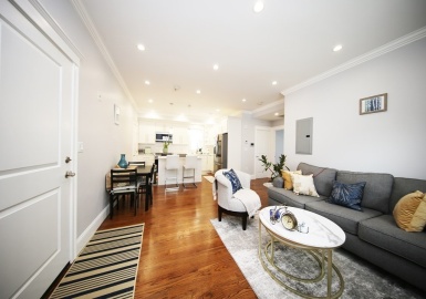 102 Neponset Ave, Boston, Massachusetts 02122, 2 Bedrooms Bedrooms, 4 Rooms Rooms,2 BathroomsBathrooms,Residential Lease,For Rent,Neponset Ave,73183586