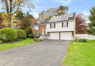 82 Jones Rd, Hopedale, Massachusetts 01747, 3 Bedrooms Bedrooms, 7 Rooms Rooms,3 BathroomsBathrooms,Residential,For Sale,Jones Rd,73137796