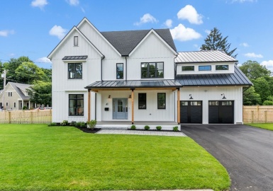 41 Moulton St, Newburyport, Massachusetts 01950, 4 Bedrooms Bedrooms, 12 Rooms Rooms,3.5 BathroomsBathrooms,Residential,For Sale,Moulton St,73135668