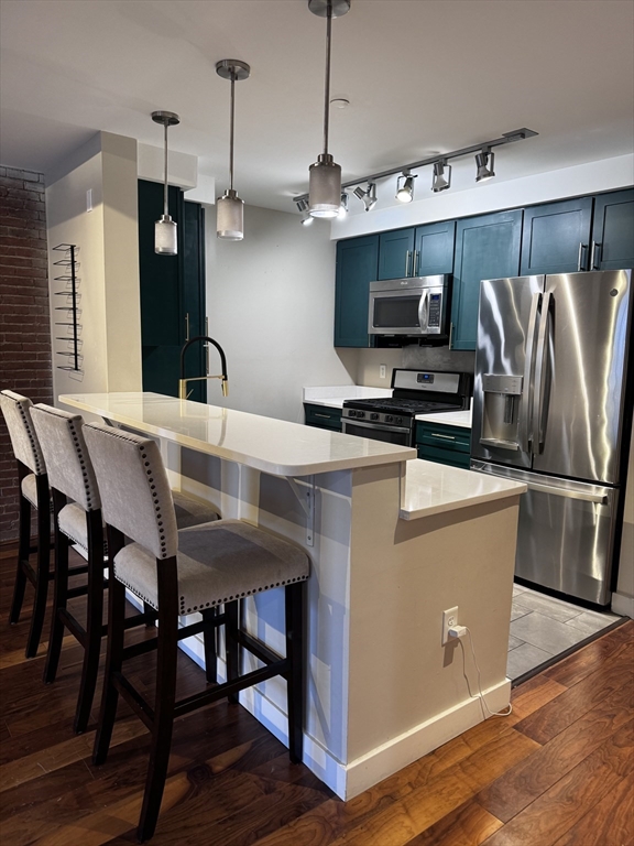 130 John St, Lowell, Massachusetts 01852