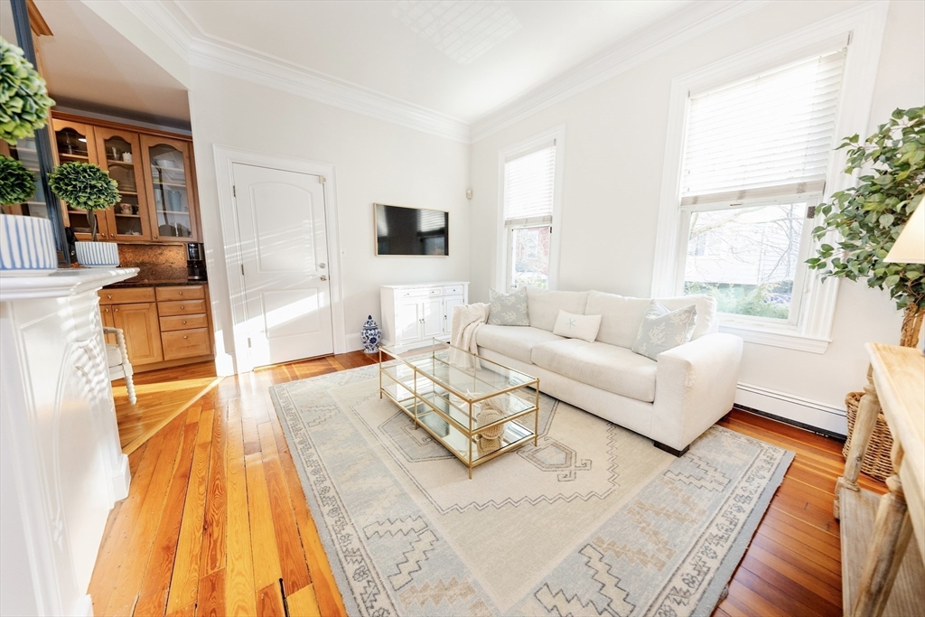 89 Bartlett Street, Boston, Massachusetts 02129