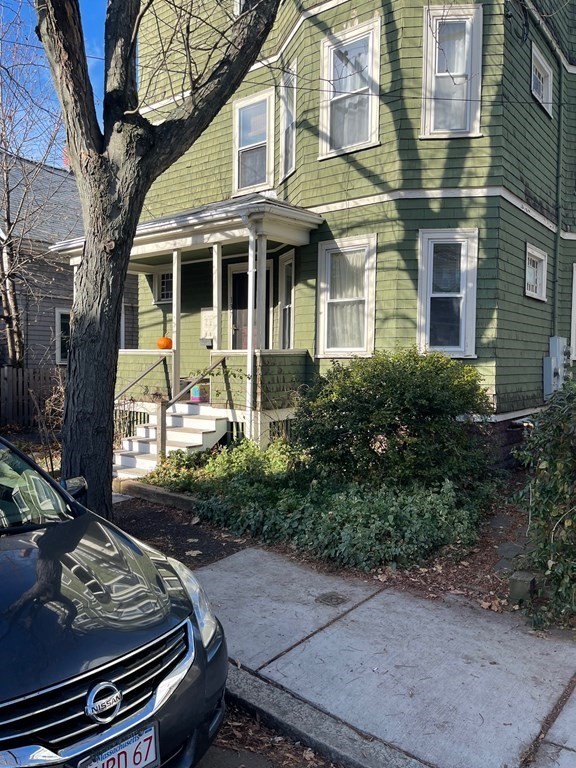 137 Dudley Street, Cambridge, Massachusetts 02140