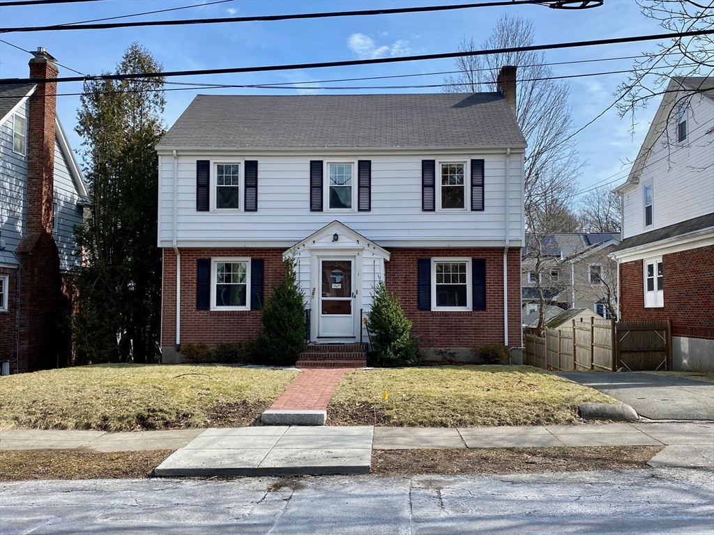 307 Russett, Brookline, Massachusetts 02467