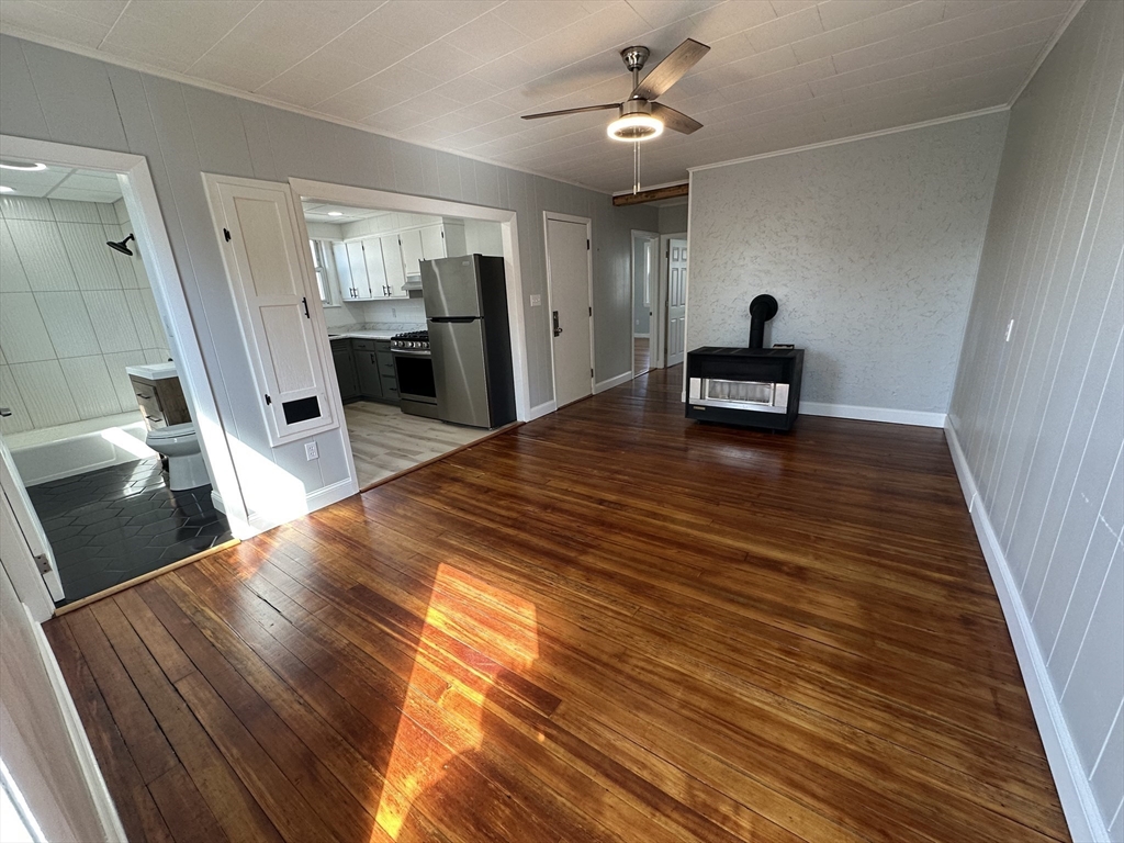 189 Tripp St, Fall River, Massachusetts 02724