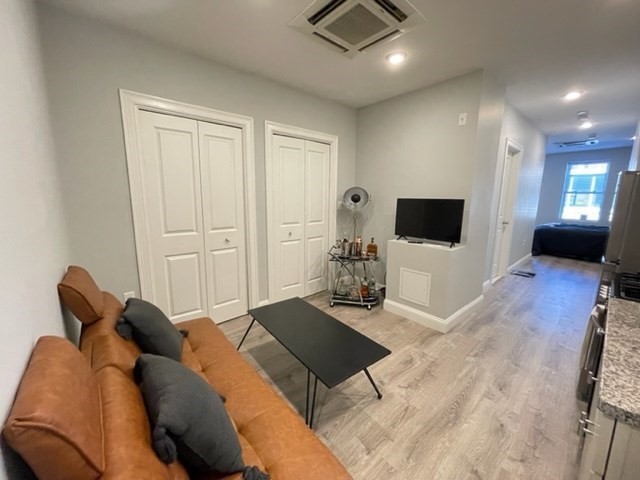 276 Hanover, Boston, Massachusetts 02113