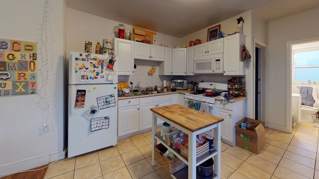 11 Ransom Road, Boston, Massachusetts 02135