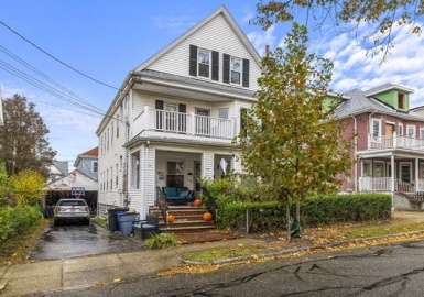 19 Melrose St, Arlington, Massachusetts 02474, 5 Bedrooms Bedrooms, 8 Rooms Rooms,2 BathroomsBathrooms,Residential Lease,For Rent,Melrose St,73177132