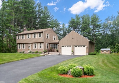 134 Trout Brook Rd, Dracut, Massachusetts 01826, 3 Bedrooms Bedrooms, 7 Rooms Rooms,1.5 BathroomsBathrooms,Residential,For Sale,Trout Brook Rd,73142686