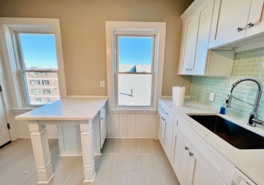 22 Gardena St, Boston, Massachusetts 02135, 2 Bedrooms Bedrooms, 5 Rooms Rooms,1 BathroomBathrooms,Residential Lease,For Rent,Gardena St,73179815