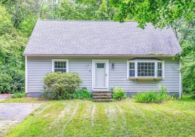 91 Pierce Rd, West Brookfield, Massachusetts 01585, 3 Bedrooms Bedrooms, 6 Rooms Rooms,1 BathroomBathrooms,Residential,For Sale,Pierce Rd,73141760