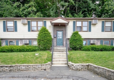 115 South Street, Chicopee, Massachusetts 01013, 1 Bedroom Bedrooms, 3 Rooms Rooms,1 BathroomBathrooms,Residential,For Sale,South Street Estates,South Street,73142360