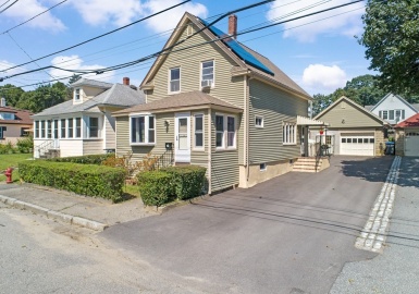 87 Edgewood Ave, Methuen, Massachusetts 01844, 3 Bedrooms Bedrooms, 6 Rooms Rooms,1.5 BathroomsBathrooms,Residential,For Sale,Edgewood Ave,73151536