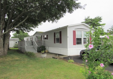 7 Alfred St., Wareham, Massachusetts 02538, 2 Bedrooms Bedrooms, 4 Rooms Rooms,2 BathroomsBathrooms,Residential,For Sale,Alfred St.,73150000