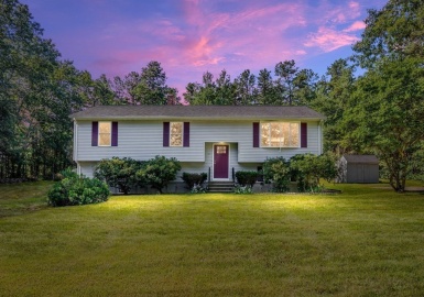 28 Summit St, Millville, Massachusetts 01529, 3 Bedrooms Bedrooms, 5 Rooms Rooms,1 BathroomBathrooms,Residential,For Sale,Summit St,73150968