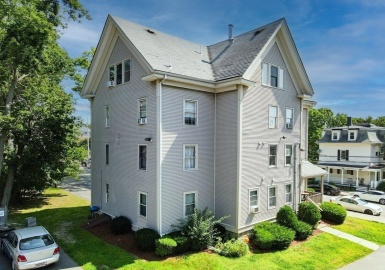 144 Grove St, Fall River, Massachusetts 02720, 2 Bedrooms Bedrooms, 4 Rooms Rooms,1 BathroomBathrooms,Residential,For Sale,Grove St,73142489