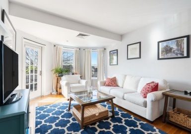 10 Seaport Dr, Quincy, Massachusetts 02171, 2 Bedrooms Bedrooms, 6 Rooms Rooms,2 BathroomsBathrooms,Residential,For Sale,The Atlantic,Seaport Dr,73156123
