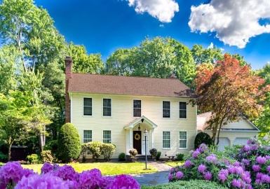 1112 Williams St, Longmeadow, Massachusetts 01106, 5 Bedrooms Bedrooms, 8 Rooms Rooms,3.5 BathroomsBathrooms,Residential,For Sale,Williams St,73127075