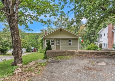 92 Stafford Holland Rd, Wales, Massachusetts 01081, 2 Bedrooms Bedrooms, 5 Rooms Rooms,1 BathroomBathrooms,Residential,For Sale,Stafford Holland Rd,73137418