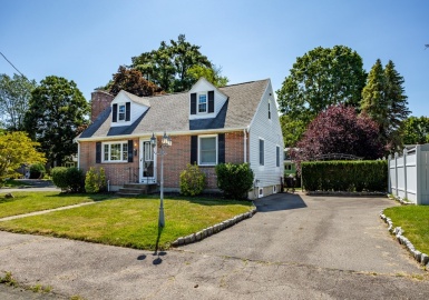 21 Tingley Rd, Braintree, Massachusetts 02184, 3 Bedrooms Bedrooms, 7 Rooms Rooms,1.5 BathroomsBathrooms,Residential,For Sale,Tingley Rd,73143543