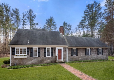 32 Blueberry Ln, Duxbury, Massachusetts 02332, 3 Bedrooms Bedrooms, 6 Rooms Rooms,2 BathroomsBathrooms,Residential,For Sale,Blueberry Ln,73100393