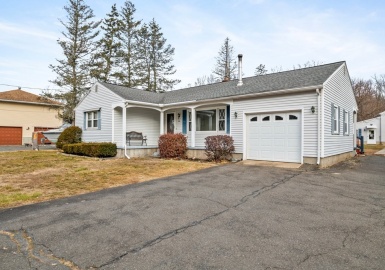 66 Chapin St, Ludlow, Massachusetts 01056, 3 Bedrooms Bedrooms, 5 Rooms Rooms,1.5 BathroomsBathrooms,Residential,For Sale,Chapin St,73079501